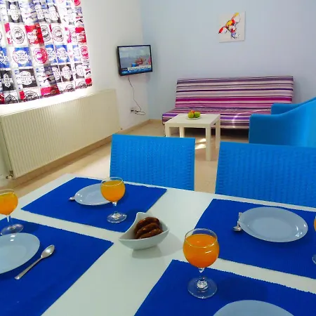 Light & Blue Gardens * Protarász