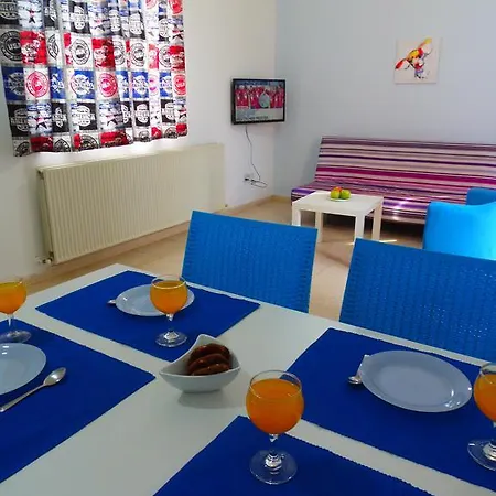 Light & Blue Gardens Apartman Protarász